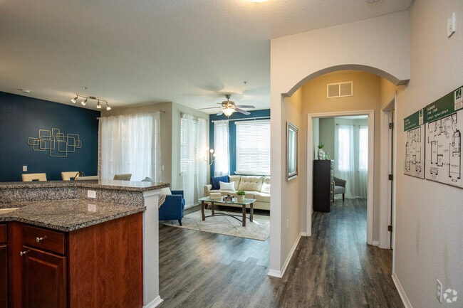 2BR, 2BA - 1283SF - The Club at Hidden River
