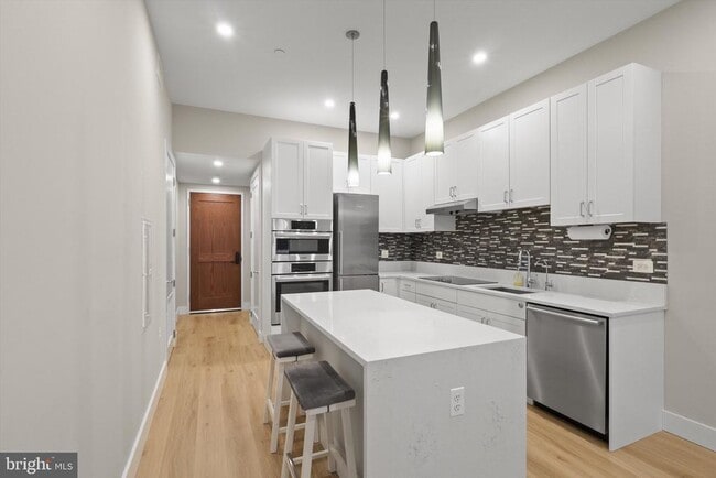 Building Photo - 801 N Fairfax St Unit 318 Rental