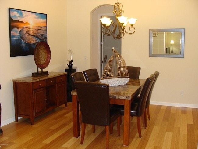 Photo - 660 Porta Rosa Circle