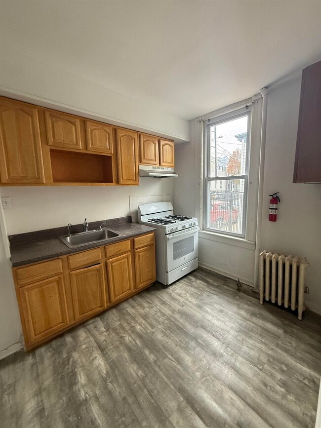 Photo - 2500 Adam Pl Unit 120