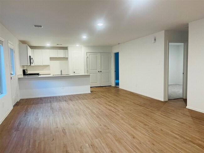 Photo - 2818 Via Augusta Dr