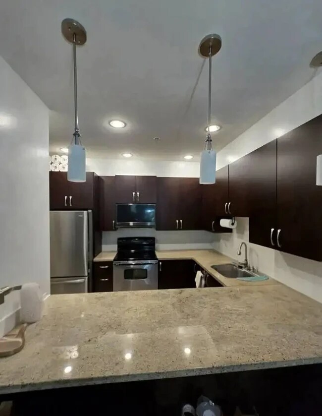 10237 133 St Unit 1 Bedroom + Den Ground Floor Apartment