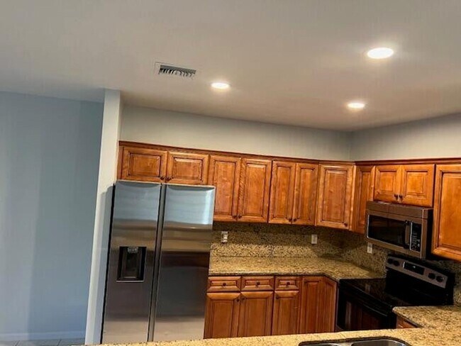 Building Photo - 140 Baldwin Blvd