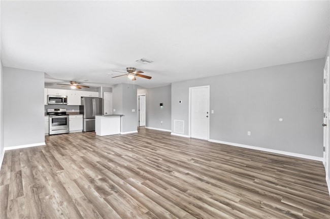 Photo - 1925 34th Ave E