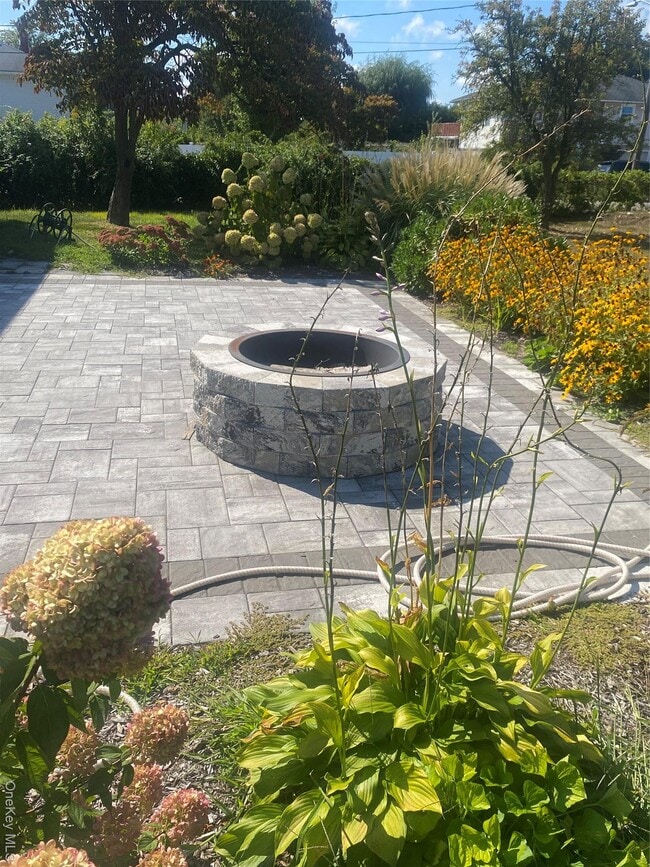 Photo - 47 Bowling Ln