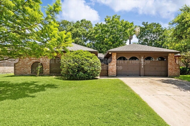 Building Photo - 16311 Forest Bend Ave Rental