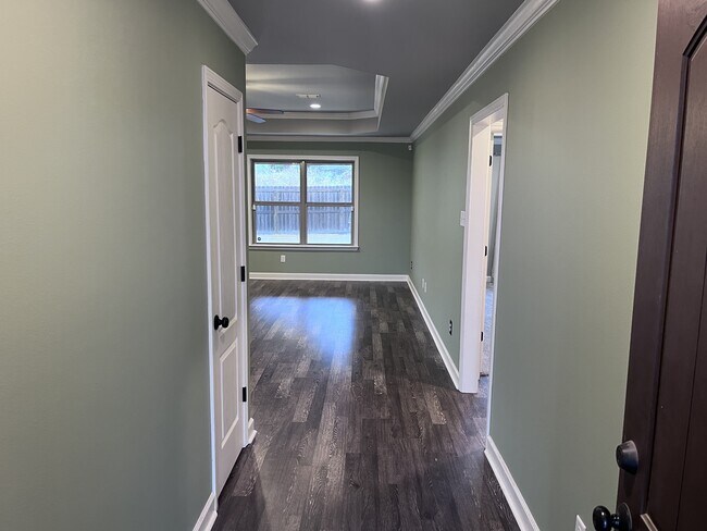 Photo - 27 Kasidyann Ct