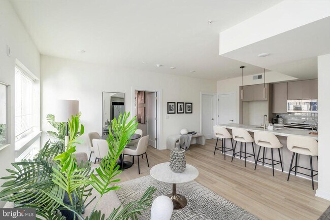 Building Photo - 2709 Cecil B. Moore Ave Unit 201