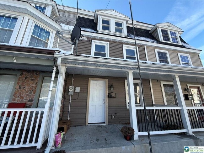 Photo - 8 S Lehigh St