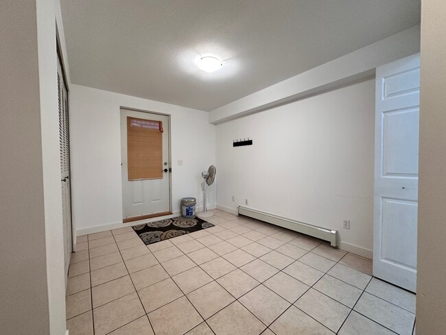 Photo - 1613 Salal Cres