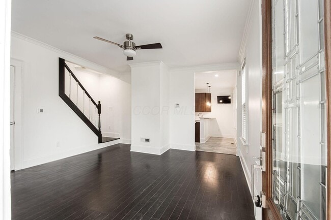 Photo - 106 E Gates St