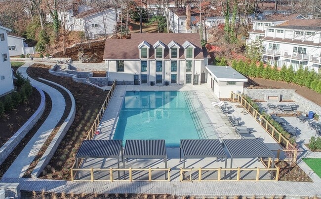 Building Photo - Greenwich Place