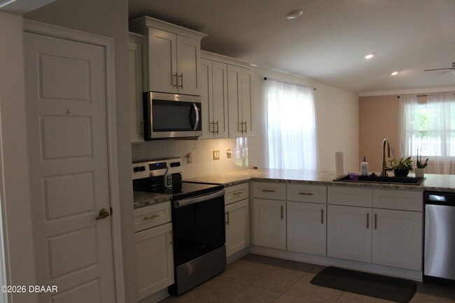 Photo - 25 Rivertown Rd