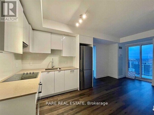 Photo - 195 Redpath Ave Unité 2812