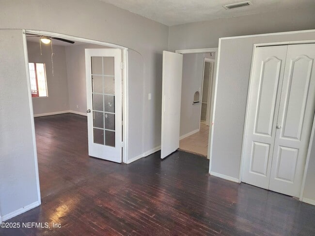 Photo - 5016 N Pearl St