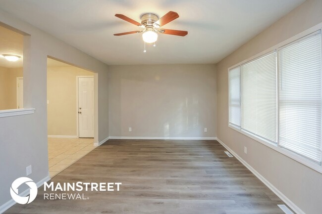 Photo - 6702 Fairlane Dr
