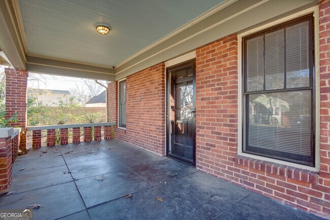 Photo - 1786 Center Ave