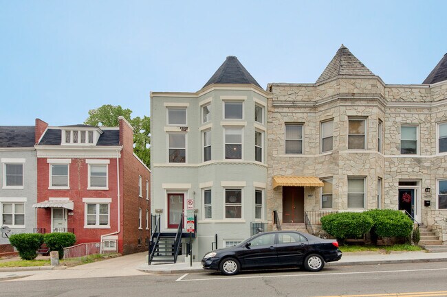 Photo - 3609 13th St NW
