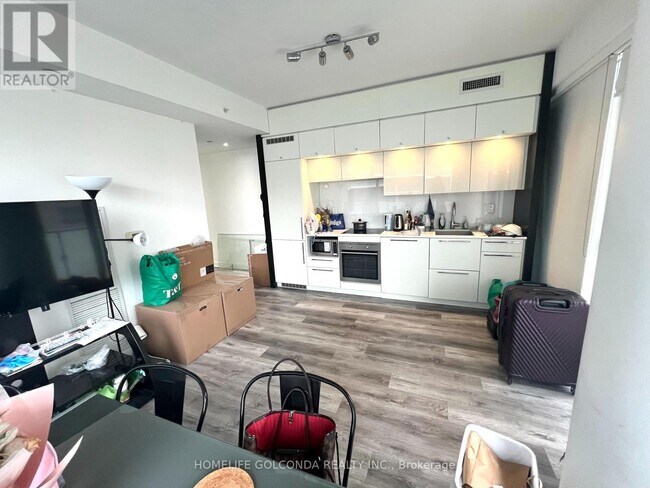 Photo - 15 Grenville St Unit 1209