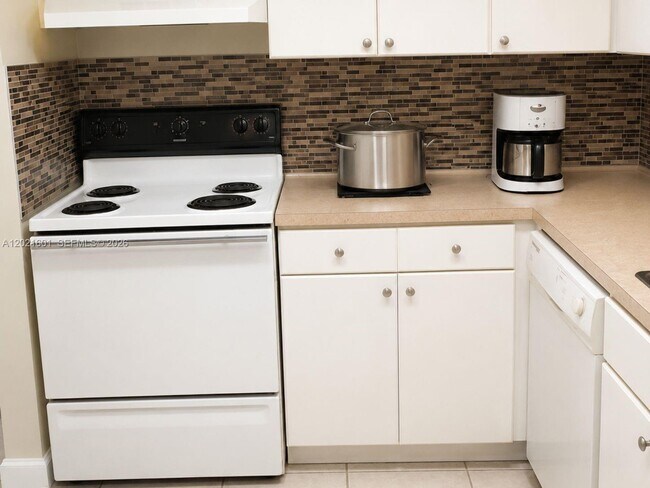 Photo - 8650 SW 109th Ave Unit 3-223