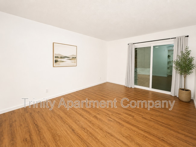 Photo - 636 640 Unidad 644 Grove St Se - - 636 C