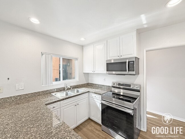 Photo - Beautiful 3B/2BA Condo in Rancho Bernardo for Rent!