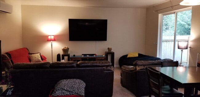 Photo - Two-Story Bremerton Home