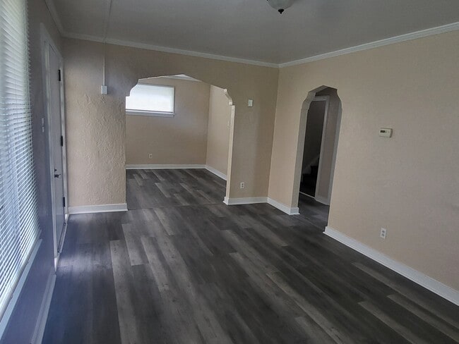 Photo - 1104 Monongahela Blvd