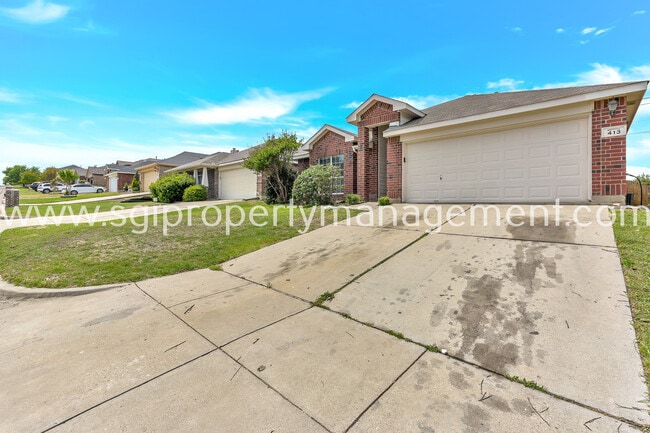 Photo - 413 Windy Hill Ln