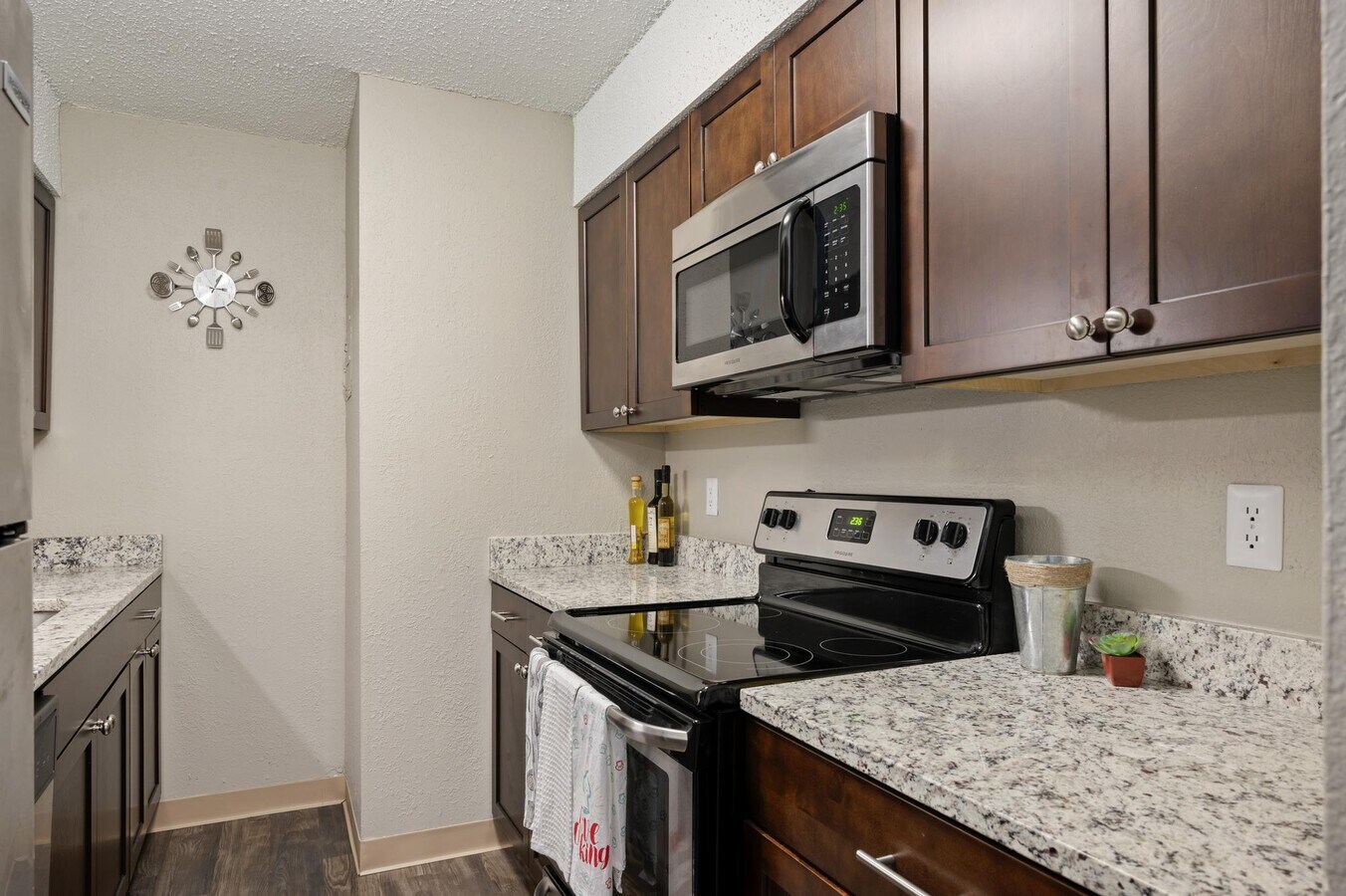 Arcadia At Overland Park Apartments For Rent In Overland Park Ks Forrent Com