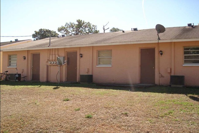 Palm Gardens - Palm Gardens