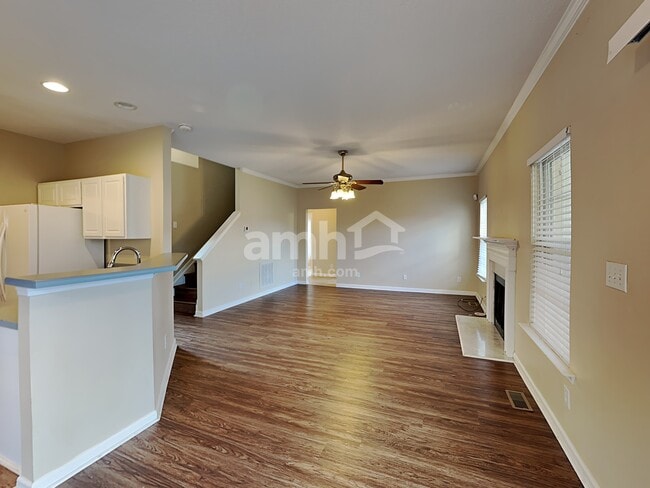 Photo - 18 N Orchard Farms Ave