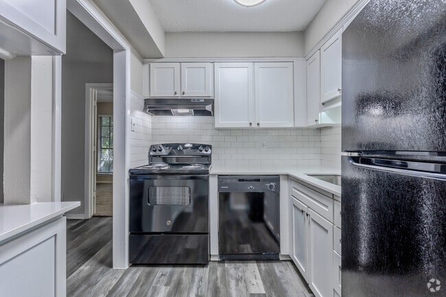 1BR,1BA - 564 SF A1 - Kitchen