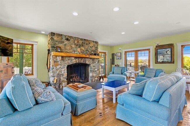 Photo - 53B S Bay Ave