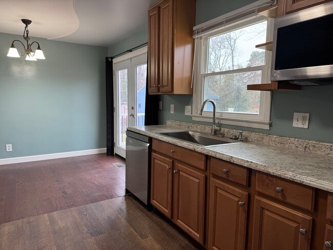 Photo - 3729 Woodleaf Rd