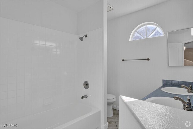 Building Photo - 68 Moonrise Way Rental