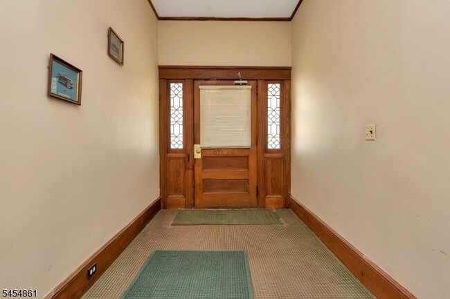 94 Park St Unit 2R