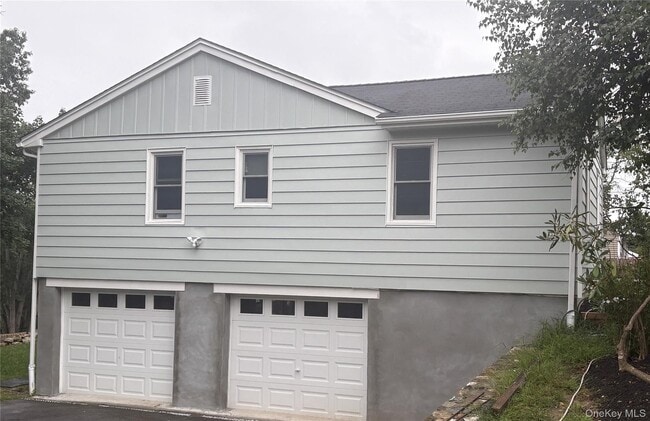 Photo - 18 Robin Hill Dr