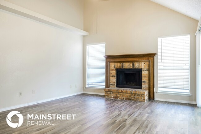 Photo - 6329 N Park Dr