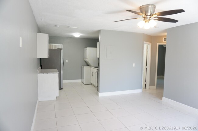 1456 W 29th St Unit 1
