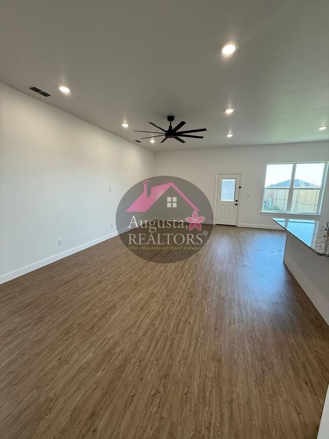 316/320 Woodstock
