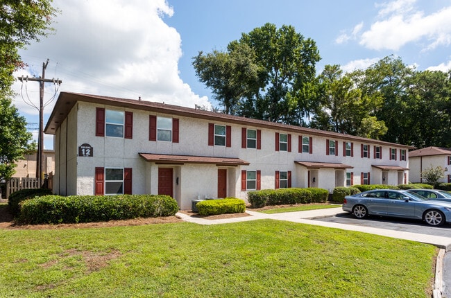 Tabby Villas Apartments