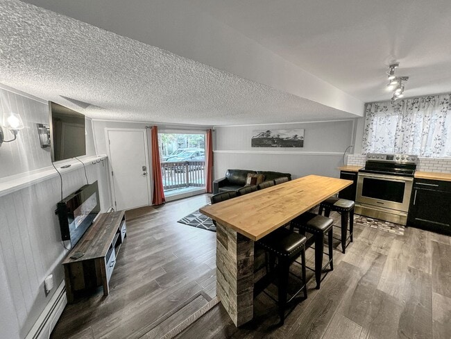 Photo - 2 Bedroom, 1 Bath on Peak 8! Updated unit, ground floor, great location!  Heat included!