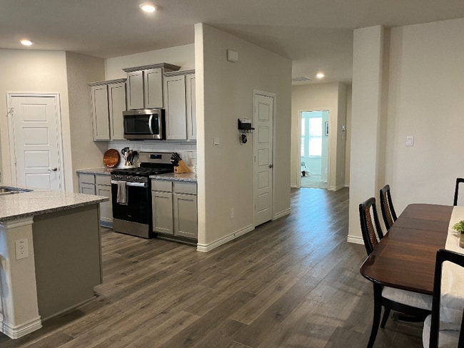 Photo - 2917 Bald Eagle Blvd