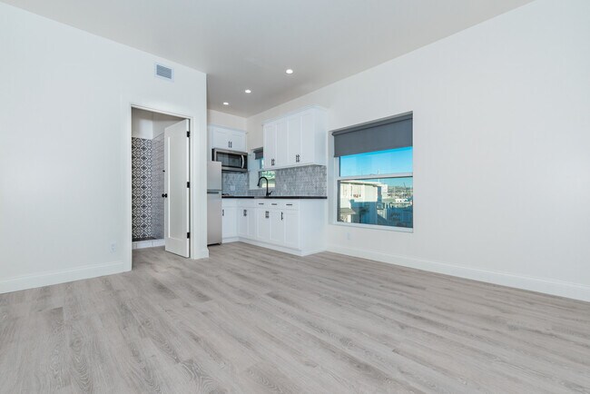 Partial views of the Bay - 305 Main St Unit 5