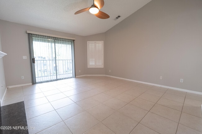 Photo - 800 Ironwood Dr Unit 834