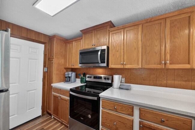 Photo - 16618 Bermuda Way