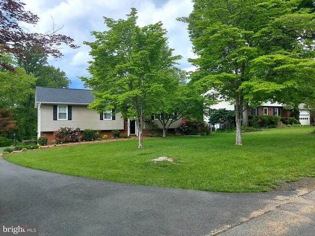 Photo - 7034 Stafford St House