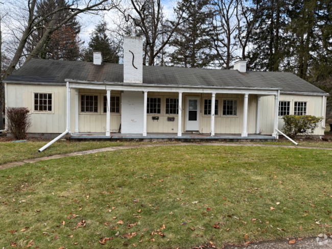 Building Photo - 105 Adams Ave Rental