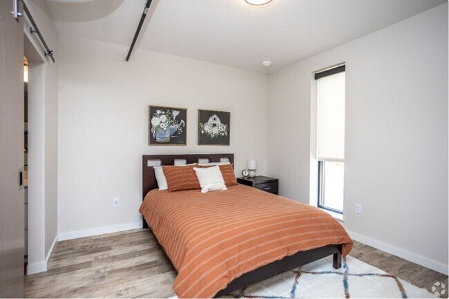 Briar Grove Apartments (Building D)